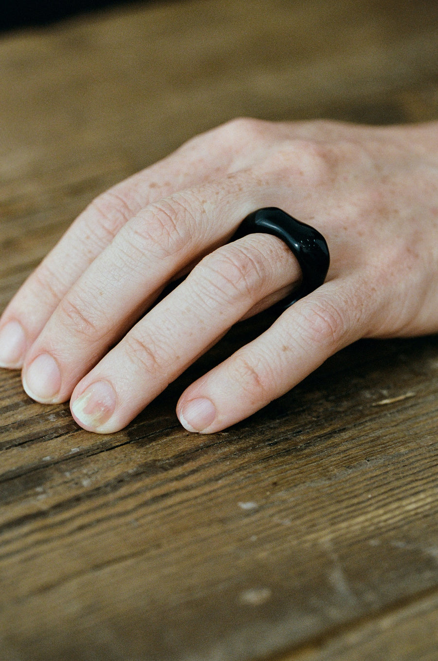 Onyx Arc Ring