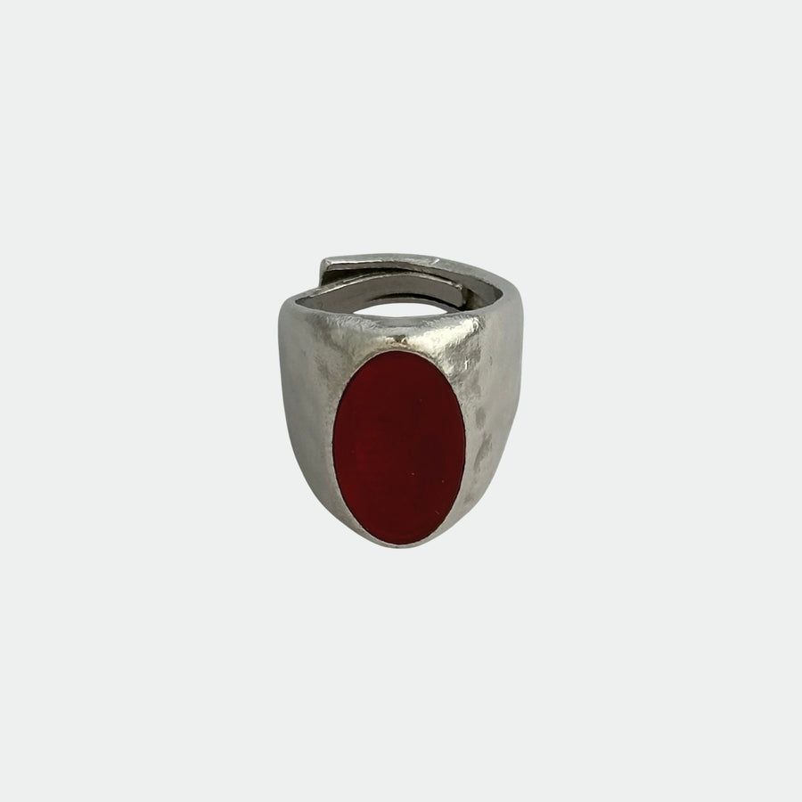 Onyx / Red Oval Ring